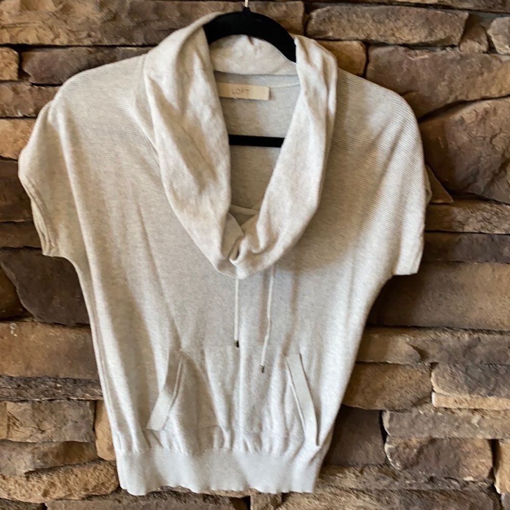 Loft light-weight cotton knit top trendy cowl-neck. Grey short-sleeve size small